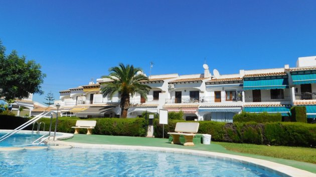 Townhouse - Resale - Torrevieja -
                Lago Jardin