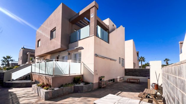 Townhouse - Resale -
                Torrevieja - ML-71842