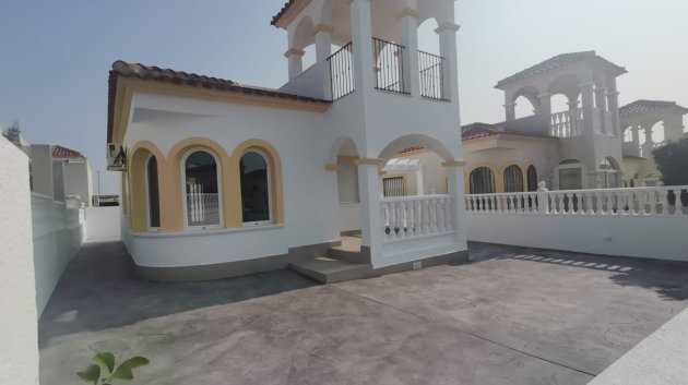 Villa - Resale - Algorfa -
                Lo Crispin