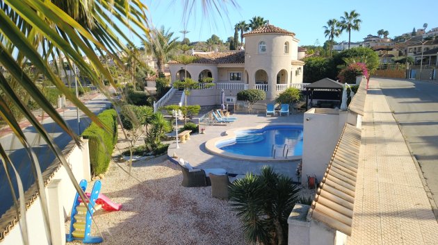 Villa - Resale -
                Algorfa - ML-16581