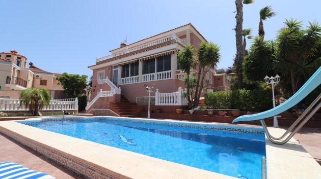 Villa - Resale -
                Algorfa - ML-89184