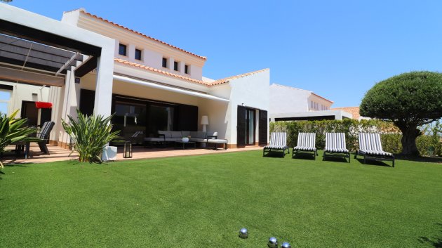 Villa - Resale -
                Algorfa - ML-95466