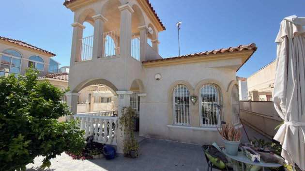 Villa - Resale -
                Algorfa - ML-97672