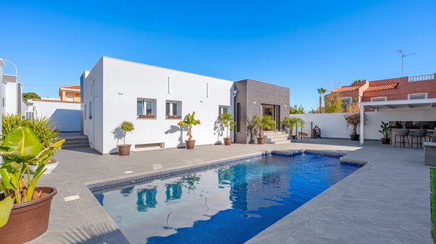 Villa - Resale - Ciudad Quesada -
            Ciudad Quesada