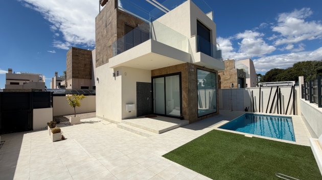 Villa - Resale - Ciudad Quesada -
                La Laguna