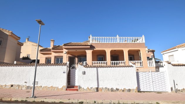 Villa - Resale - Ciudad Quesada -
                La Marquesa Golf
