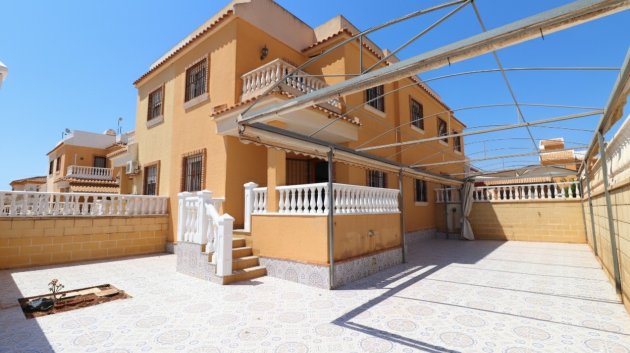 Villa - Resale - Ciudad Quesada -
                Lo Marabú