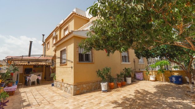 Villa - Resale - Ciudad Quesada -
                Lo Marabú