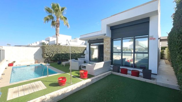 Villa - Resale - Ciudad Quesada -
            Pueblo Bravo