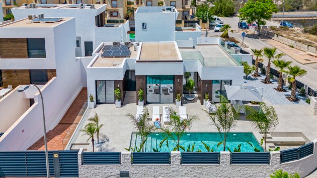 Villa - Resale -
                El Campello - ML-78556