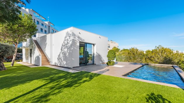 Villa - Resale -
                Las Colinas Golf Resort - ML-24169