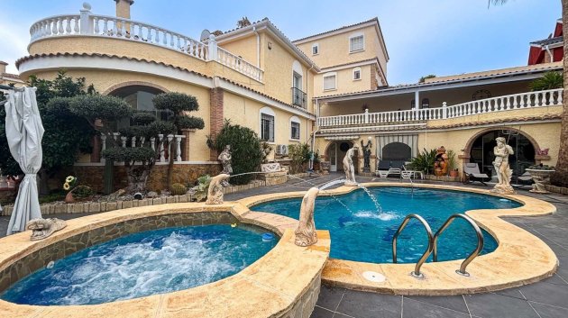 Villa - Resale - Monforte del Cid -
            Monforte del Cid