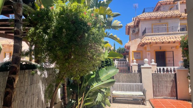 Villa - Resale - Orihuela Costa -
                La Regia