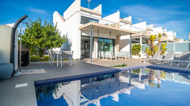 Villa - Resale -
                Orihuela Costa - ML-12662