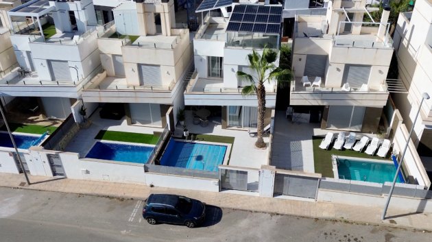 Villa - Resale -
                Orihuela Costa - ML-85841