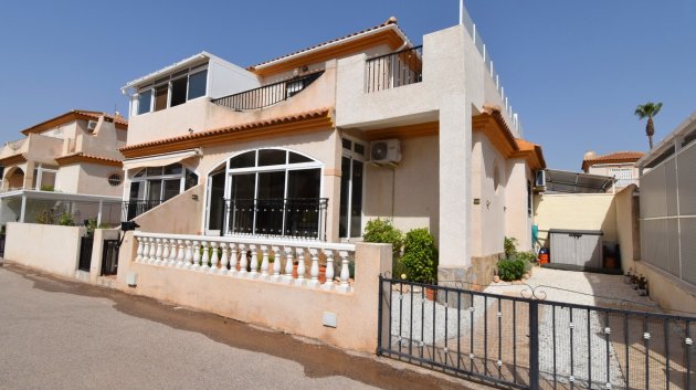 Villa - Resale - Orihuela Costa -
                Playa Flamenca