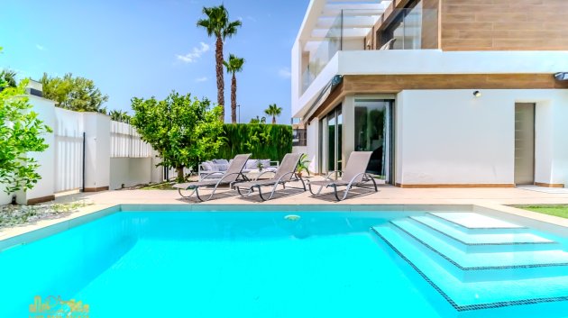 Villa - Resale - Orihuela Costa -
            Villamartín