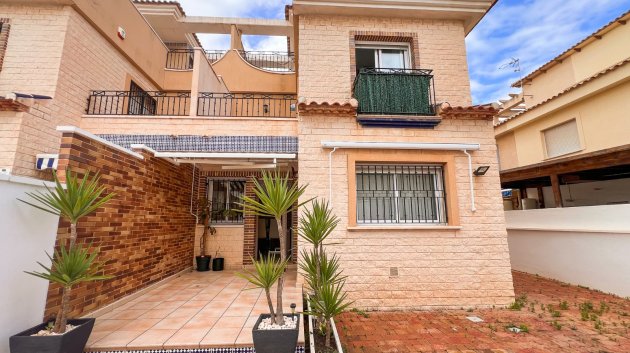 Villa - Resale - Pilar de la Horadada -
                Pilar de la Horadada