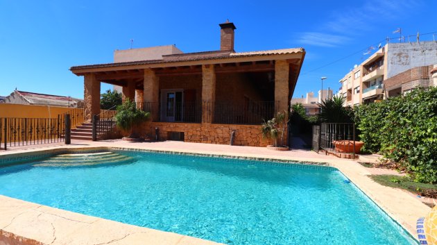 Villa - Resale - Rojales -
                Los Palacios