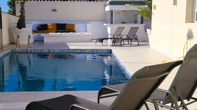 Villa - Resale - Torrevieja -
            Los Balcones