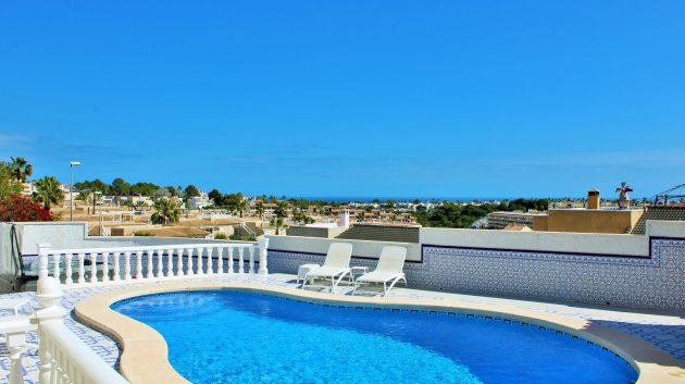 Villa - Resale -
                Villamartín - ML-59345