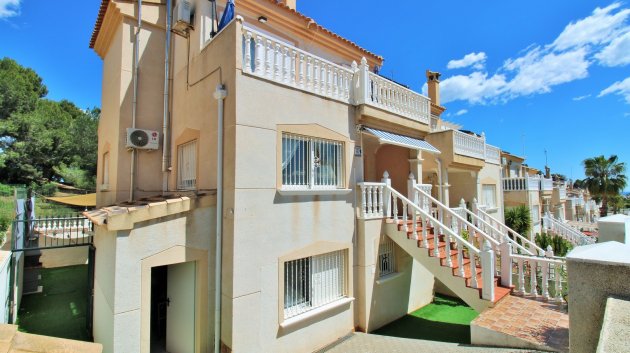 Villa - Resale - Villamartín -
                Villamartín