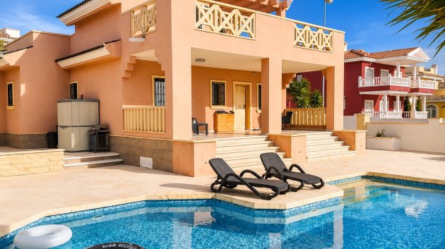 Villa - Revente - Ciudad Quesada -
            La Fiesta