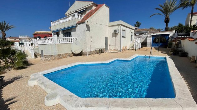 Villa - Revente -
                Ciudad Quesada - ML-63454