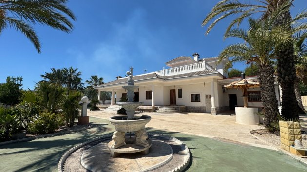 Villa - Revente -
                Elche - ML-58266