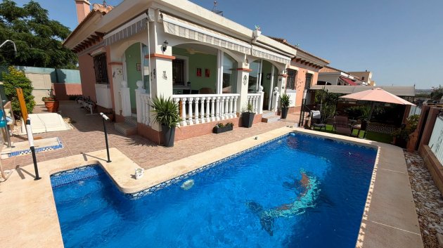 Villa - Revente - Los Montesinos -
            La Herrada