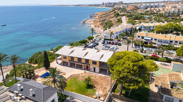 Villa - Revente - Orihuela Costa -
            Cabo Roig