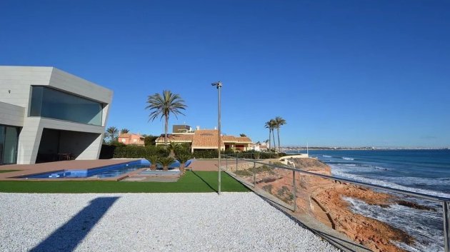 Villa - Revente - Orihuela Costa -
                Cabo Roig