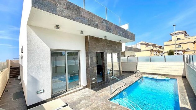 Villa - Revente -
                Orihuela Costa - LZE2035