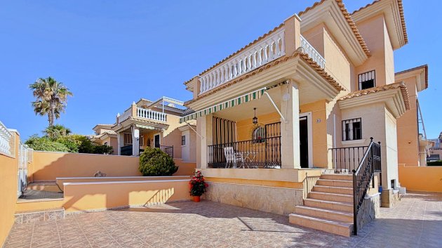 Villa - Revente - Orihuela Costa -
                Orihuela Costa
