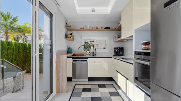 Reventa - Adosado -
Ciudad Quesada - Doña Pepa