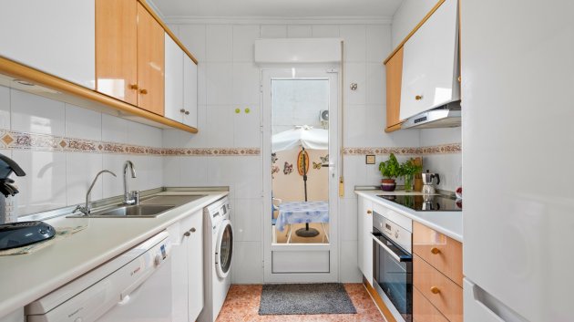 Reventa - Adosado -
Torrevieja - Habaneras