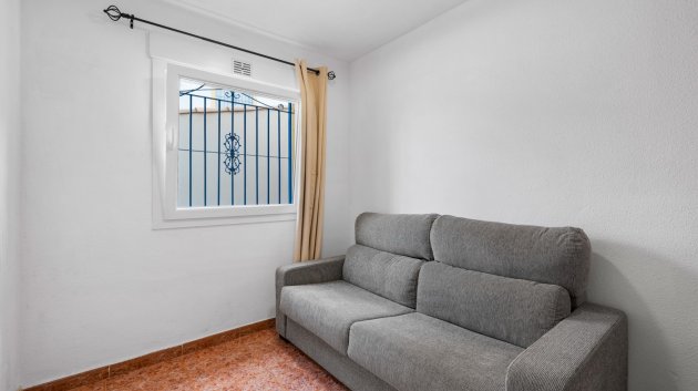 Reventa - Adosado -
Torrevieja - Habaneras