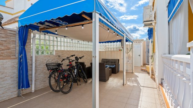 Reventa - Adosado -
Torrevieja - Habaneras