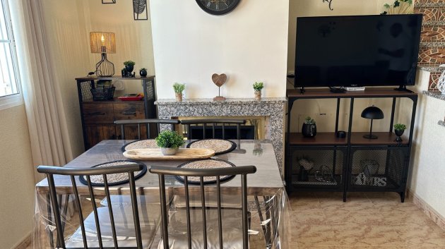 Reventa - Chalets -
Orihuela Costa - Villamartín