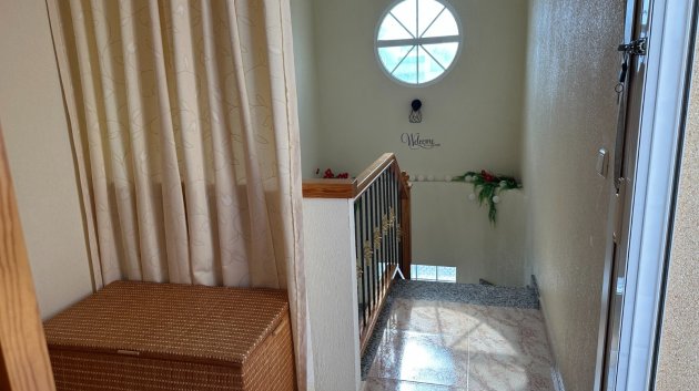 Reventa - Chalets -
Orihuela Costa - Villamartín