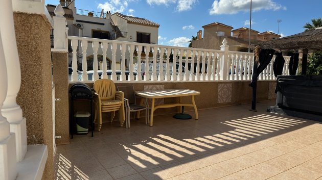 Reventa - Chalets -
Orihuela Costa - Villamartín