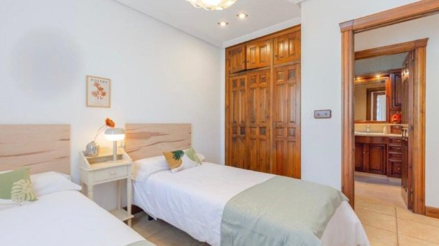 Reventa - Chalets -
Catral