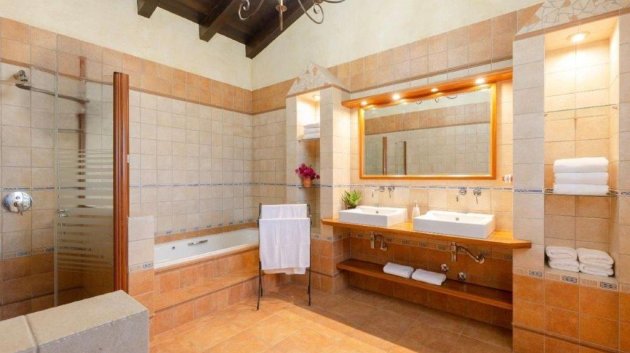 Reventa - Chalets -
Catral