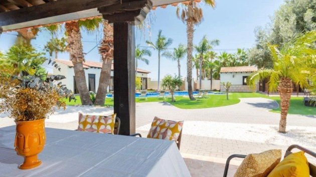 Reventa - Chalets -
Catral