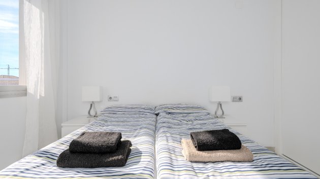 Reventa - Apartamentos -
Orihuela Costa - Punta Prima