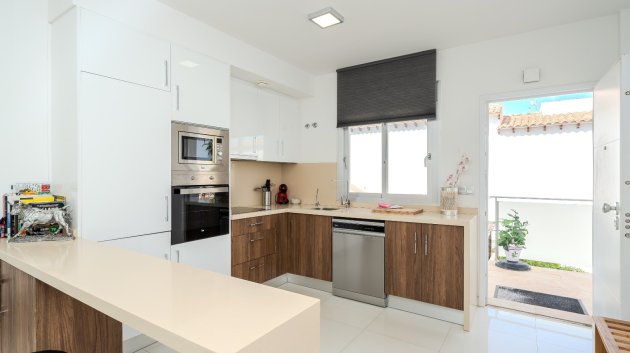 Reventa - Apartamentos -
Orihuela Costa - Punta Prima
