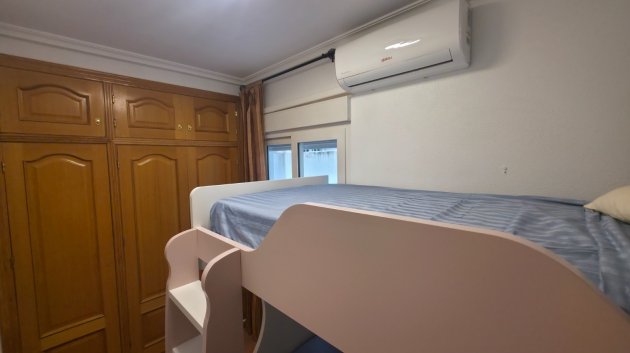 Reventa - Apartamentos -
Torrevieja - Paseo maritimo