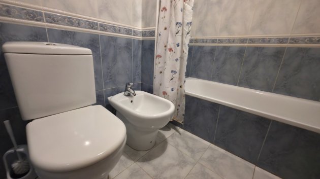 Reventa - Apartamentos -
Torrevieja - Paseo maritimo