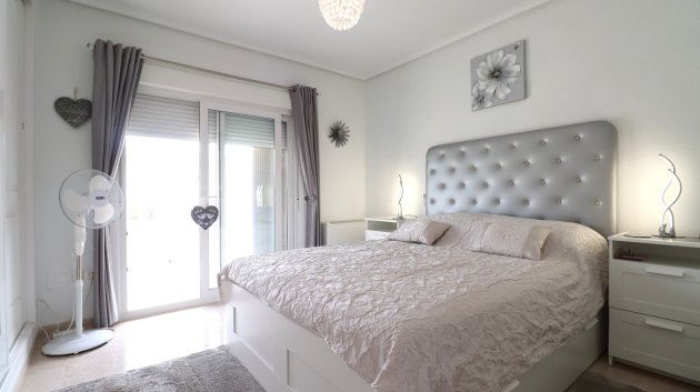 Resale - Townhouse -
Benijofar - Monte Azul