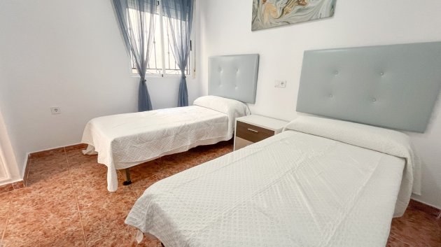 Resale - Townhouse -
Orihuela Costa - Entre Naranjos